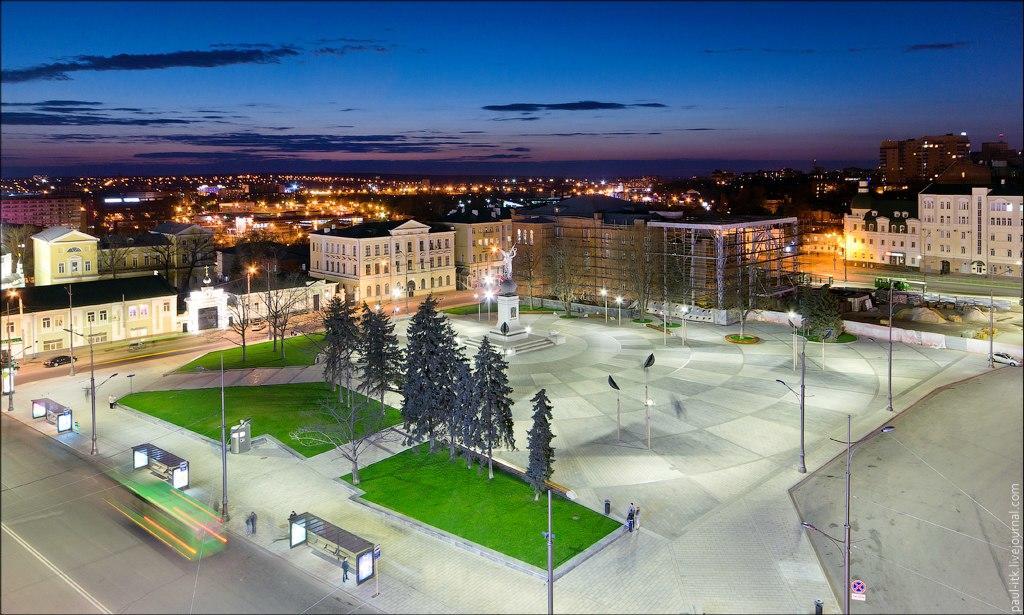 Modern Luxury Studio In The Center Of Kharkiv At Konstitutsii Square Экстерьер фото